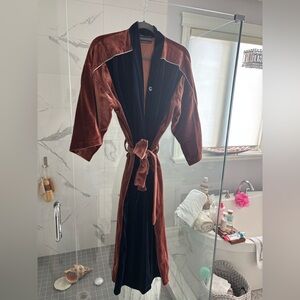 Vintage 1970s Leo Chevalier smoking bathroom style robe size small medium